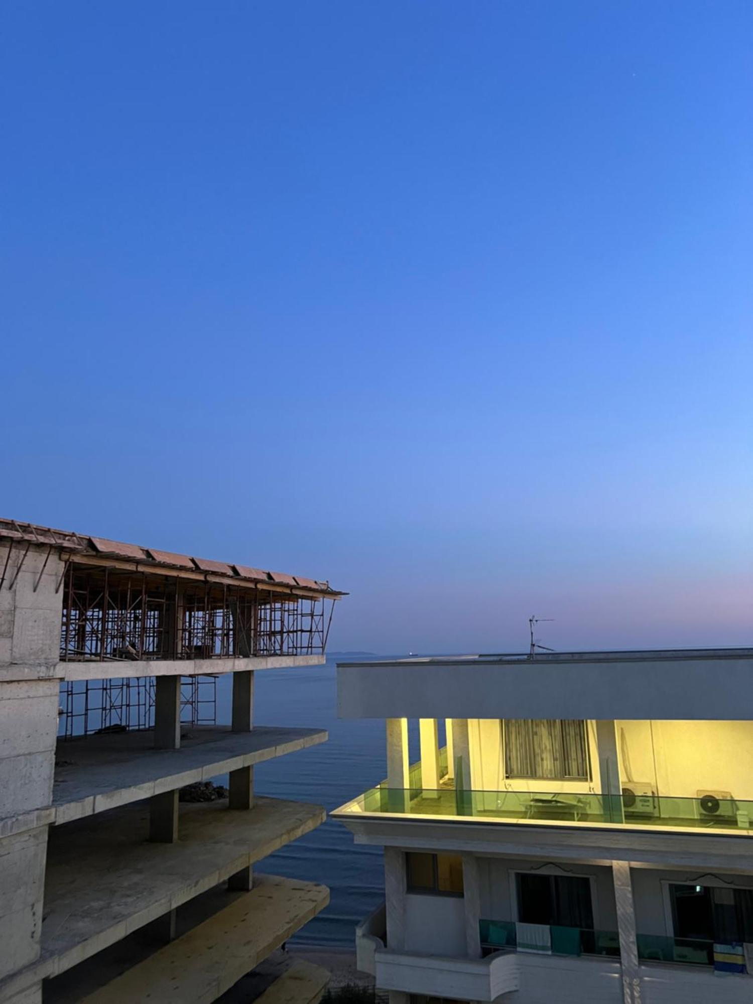 Jur Apartment Durrës Eksteriør billede
